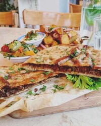 Authentic Arabic Brunch Spots Image 8