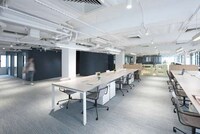 Waterfront-Themed Offices Image 3
