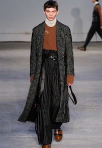 Luxurious Apocolyptic Fashion Image 2