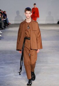 Luxurious Apocolyptic Fashion Image 7
