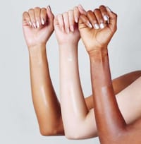 Beautifying Cosmetic Balms Image 4