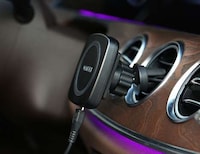 Cordless Magnetic Chargers Image 2