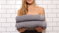 Quick-Drying Bathroom Towels Image 3