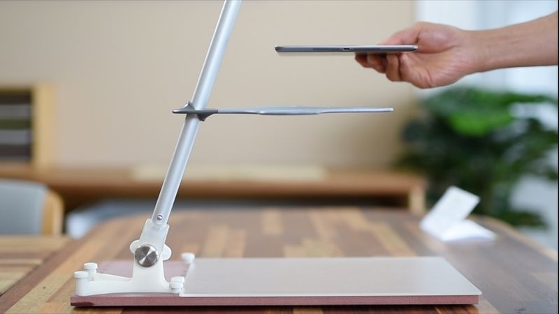 Multifunctional Smartphone Projectors
