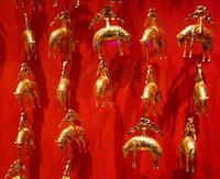 New Year-Themed Storefronts Image 8