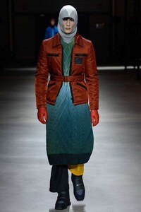 Colorful Pop Fashion Image 2