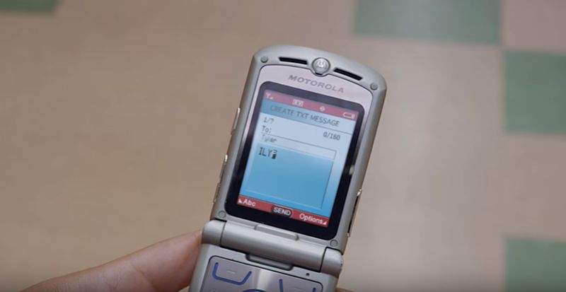 Nostalgia-Inducing Phone Ads