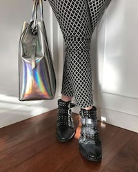 Expressive Boomer Fashion Blogs Image 4