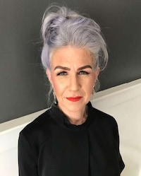 Expressive Boomer Fashion Blogs Image 5