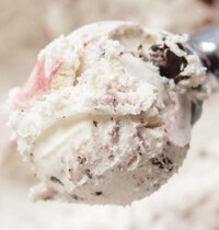 Punny Romantic Desserts Image 2