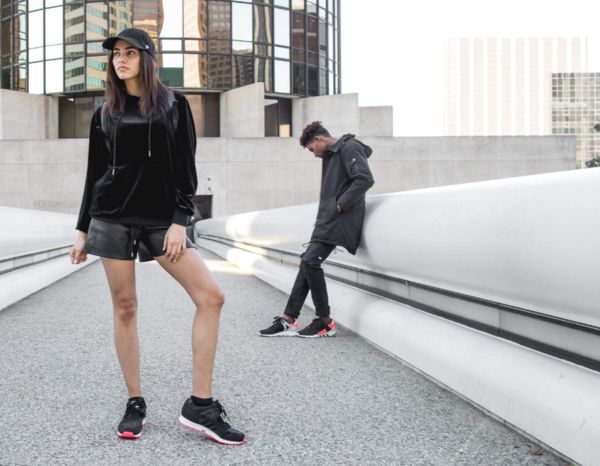 Modernized 90s Sneaker Editorials Image 2