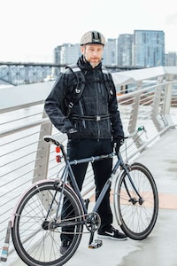 Reflective Metropolitan Map Jackets Image 5