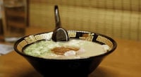 Cubicle Dining Experiences Image 2