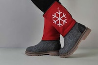 Traditionally Crafted Wool Boots Image 6