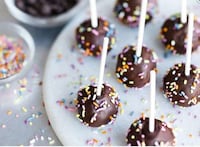 Family-Friendly Baking Kits Image 2