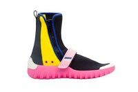 Scuba-Inspired Shoes Image 2