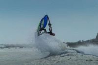 Gas-Free Standup Watercraft Image 3