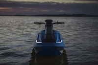 Gas-Free Standup Watercraft Image 4