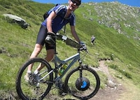 Bike-Upgrading Electric Wheels Image 3