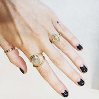 Alternative Engagement Ring Retailers Image 2