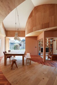 Path-Ringed Homes Image 5