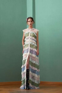 Eccentric Ruffled Clothing Collections Image 5