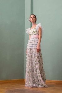 Eccentric Ruffled Clothing Collections Image 7