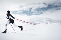 Electronic Ski Bindings Image 2