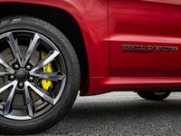 Record-Breaking Performance SUVs Image 8