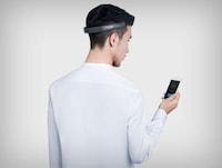 Futuristic Headband Earphones Image 2