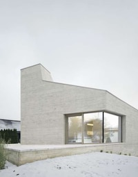 Wintry Shale-Covered Homes Image 5
