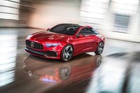 Free-Flowing Compact Luxury Cars Image 2