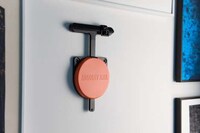 Auto-Leveling Artwork Hangers Image 5