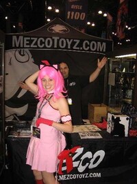Cosplay At Conventions- The Hot And Not Image 4
