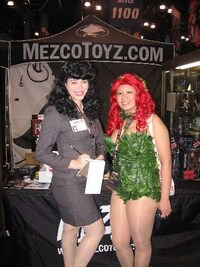 Cosplay At Conventions- The Hot And Not Image 6