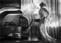Socialites as Suburban Housewives Image 8