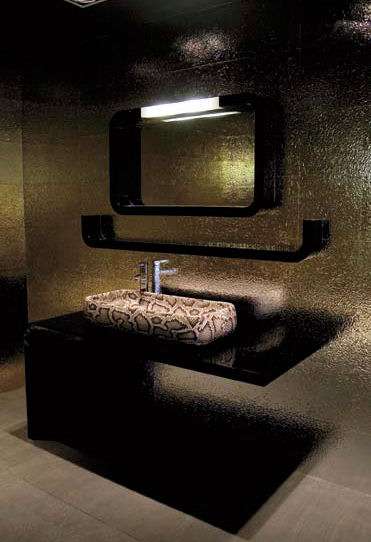 57 Bizarre and Beautiful Pieces of Bathroom Decor
