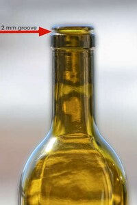 Drip-Free Wine Bottles Image 2