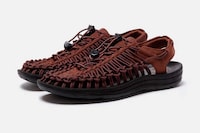 Masculine Leather Cord Sandals Image 2
