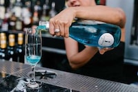 Blue Sparkling Wines Image 4