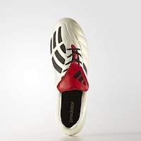 Revived Classic Football Boots Image 4