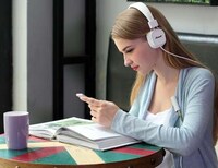 Wireless-Enabling Multimedia Adapters Image 6