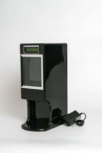 Alcohol-Protecting Decanters Image 3
