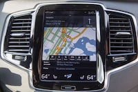 Android-Backed SUVs Image 3