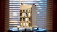 Parisian Architecture-Inspired Clocks Image 2