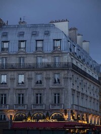 Parisian Architecture-Inspired Clocks Image 5