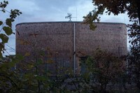 Shingle-Surrounding Cottages Image 6