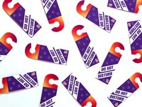 Door Hanger-Shaped Packaging Image 3