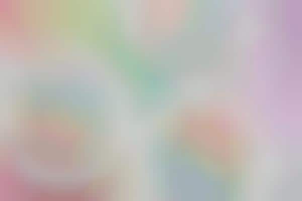 All-Natural Iridescent Highlighters