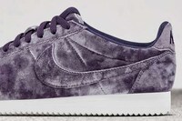Feminine Tie-Dyed Sneakers Image 2
